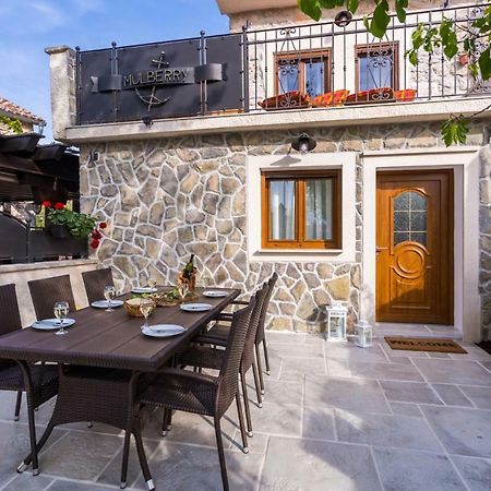 Villa Mulberry Milohnici エクステリア 写真