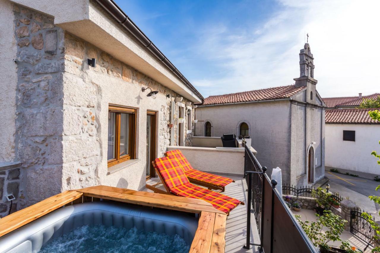 Villa Mulberry Milohnici エクステリア 写真