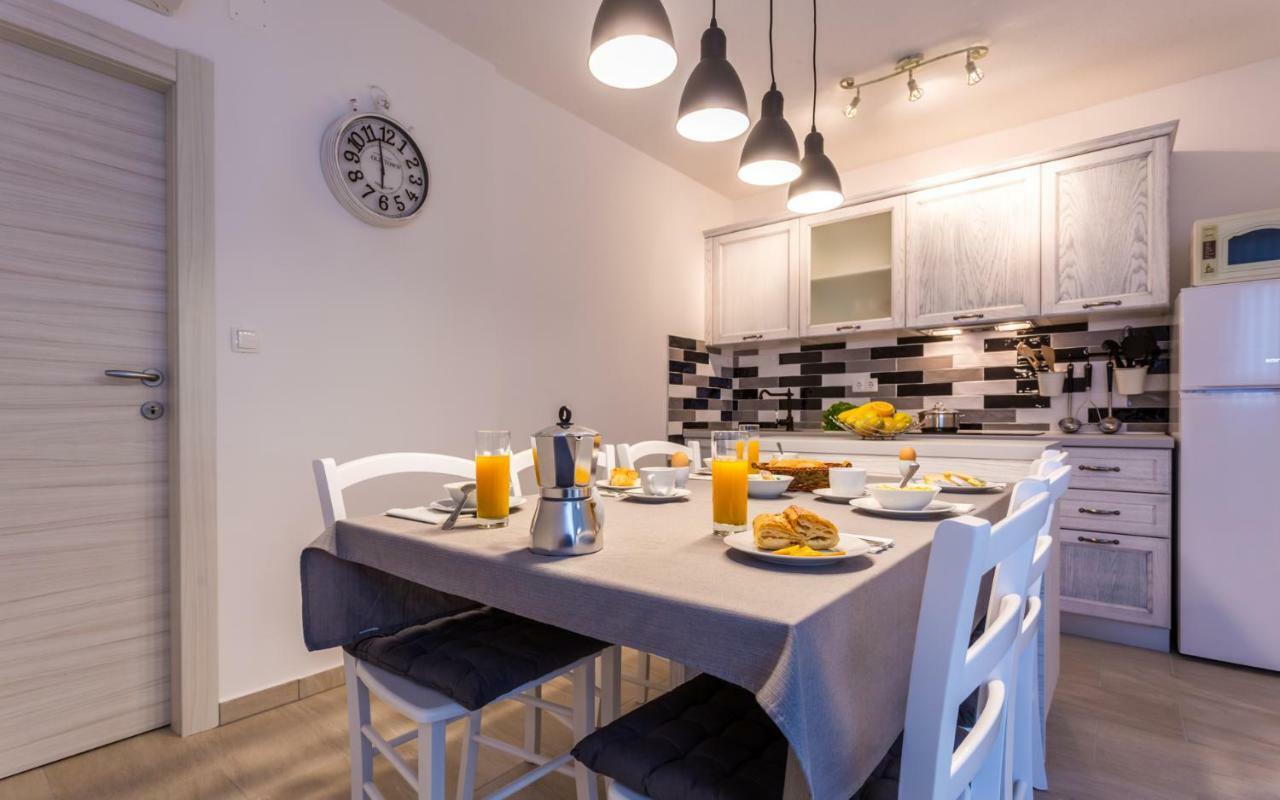 Villa Mulberry Milohnici エクステリア 写真